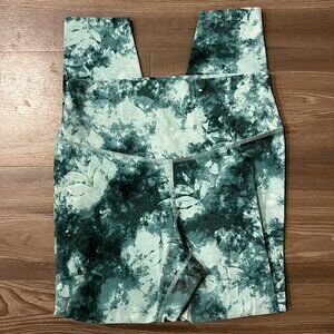 Old Navy Active Powerchill Leggings Size Medium Extra High Rise Go-Dry Green